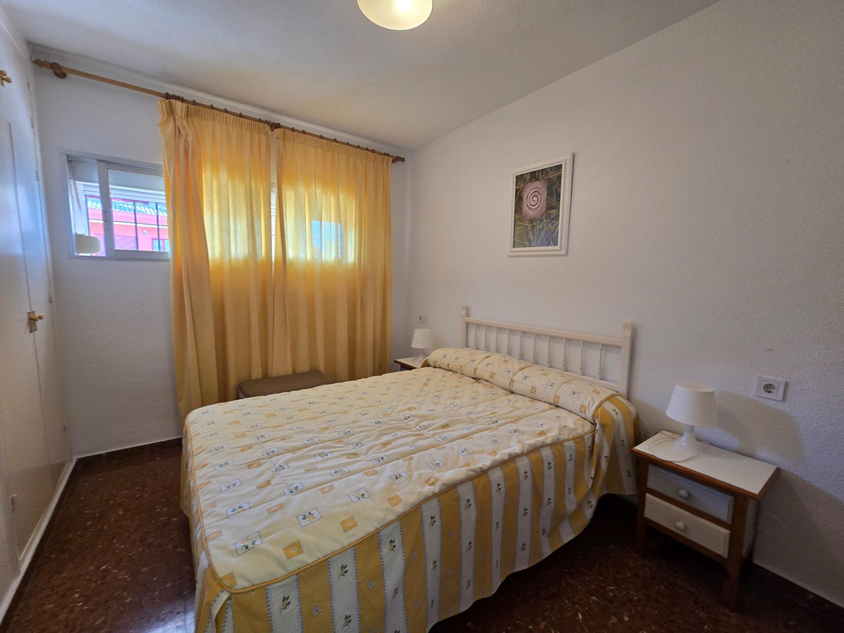 Se vende Apartamento Planta Media de 2 dormitorios en Costa Del Sol, Málaga, España