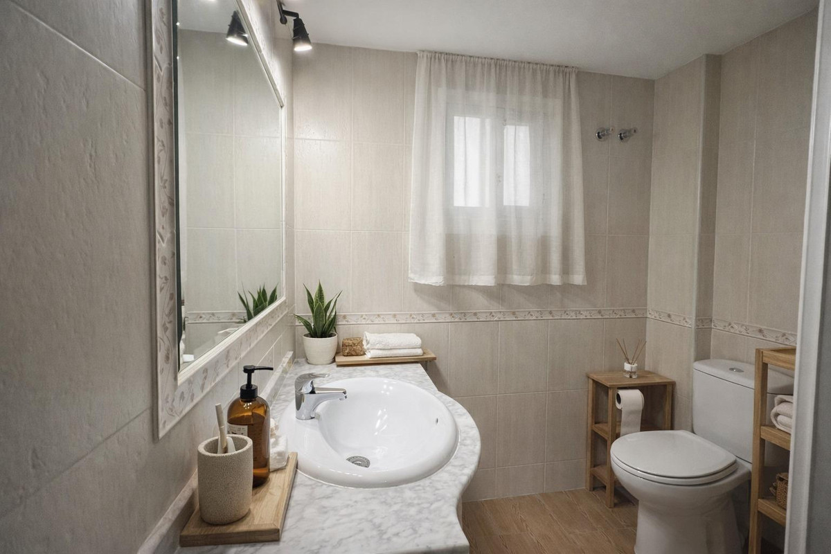 Se vende Apartamento Planta Baja de 1 dormitorios en Costa Del Sol, Málaga, España