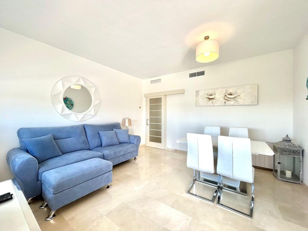 2 Bed Apartment for sale in Estepona Costa Del Sol, Málaga, Spain