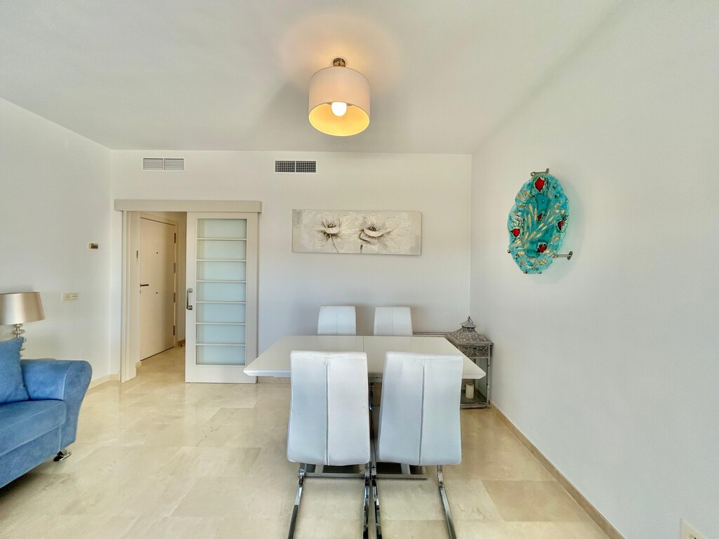 2 Bed Apartment for sale in Estepona Costa Del Sol, Málaga, Spain