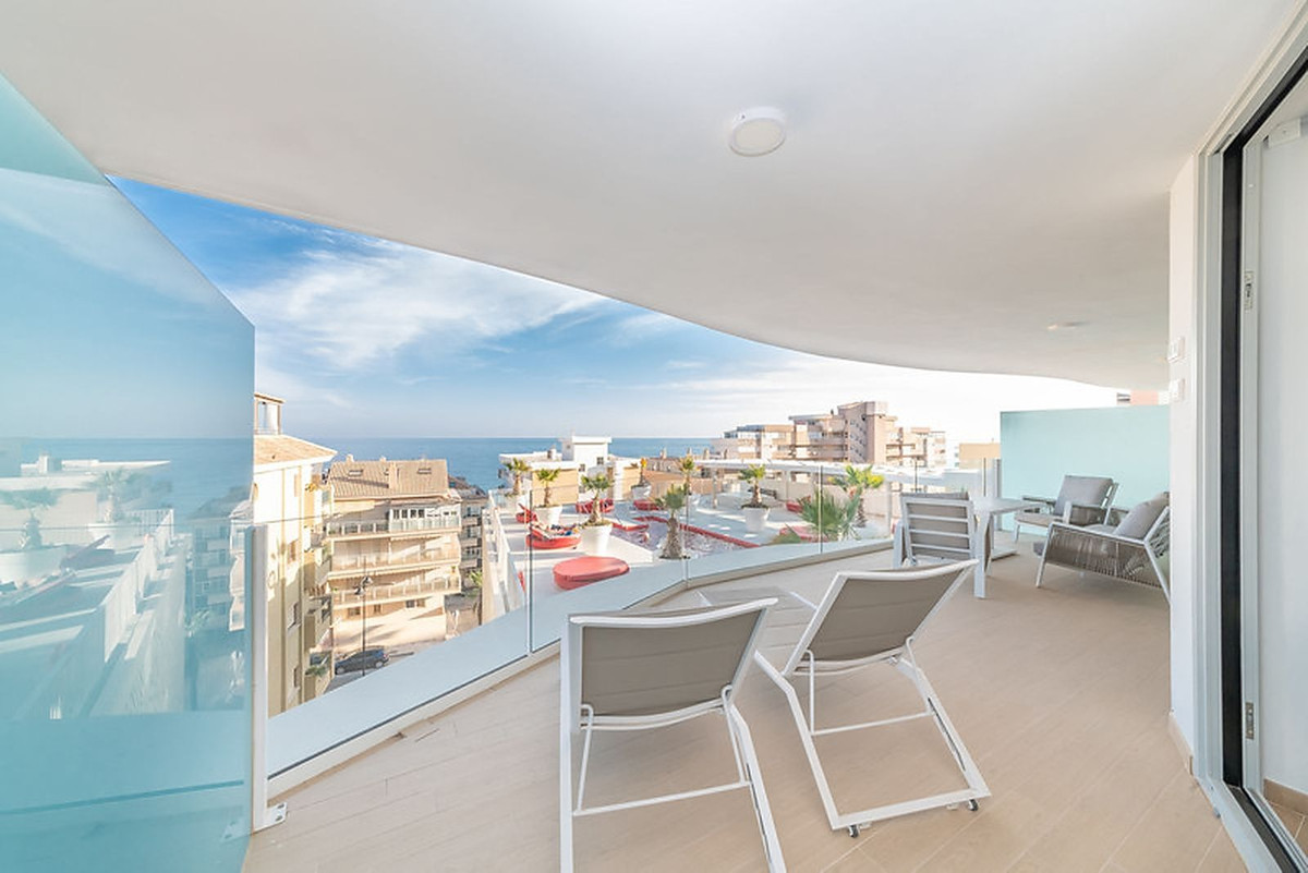2 Bed Apartment for sale in Fuengirola Costa Del Sol, Málaga, Spain