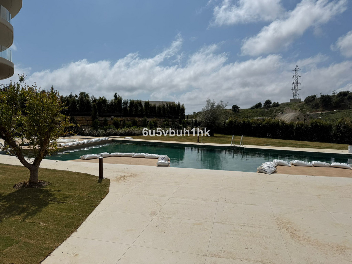 2 Bed Apartment for sale in Fuengirola Costa Del Sol, Málaga, Spain