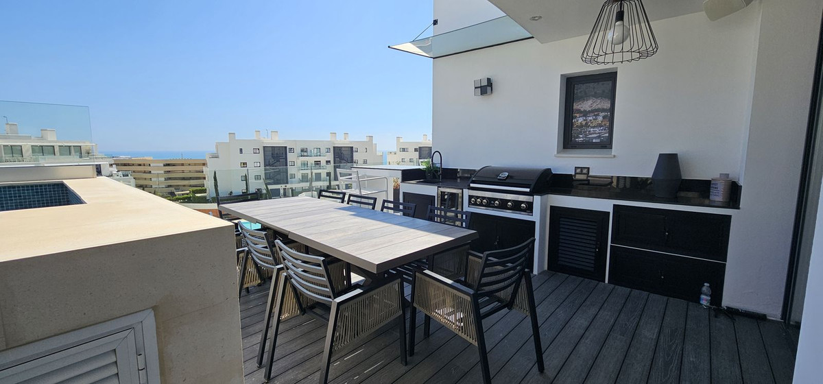 3 Bed Apartment for sale in Higueron Costa Del Sol, Málaga, Spain