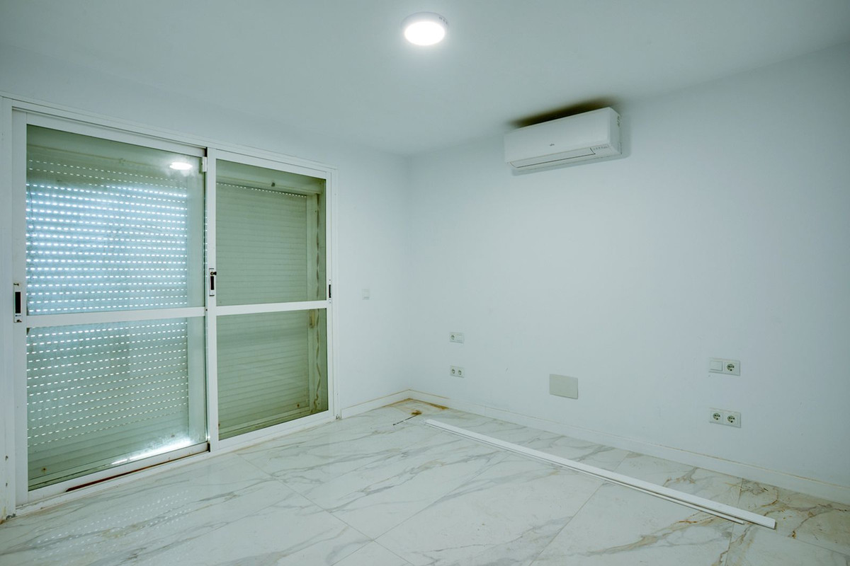 3 Bed Townhouse for sale in Estepona Costa Del Sol, Málaga, Spain