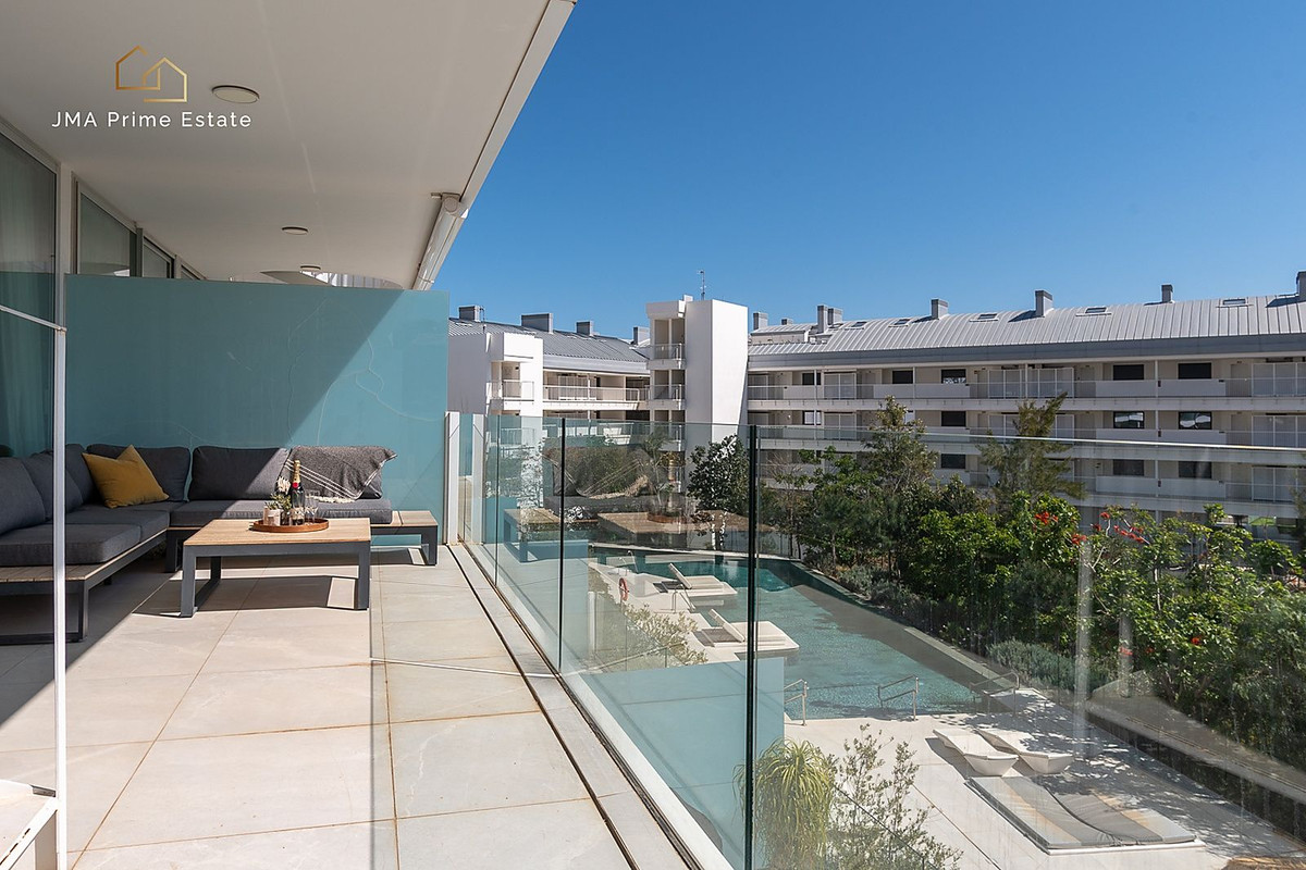 2 Bed Apartment for sale in Fuengirola Costa Del Sol, Málaga, Spain