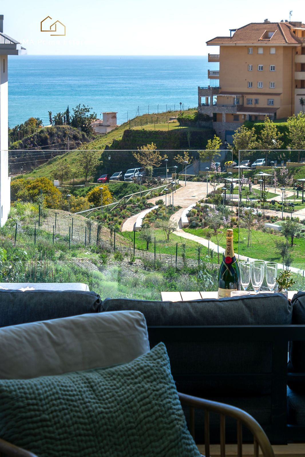 2 Bed Apartment for sale in Fuengirola Costa Del Sol, Málaga, Spain