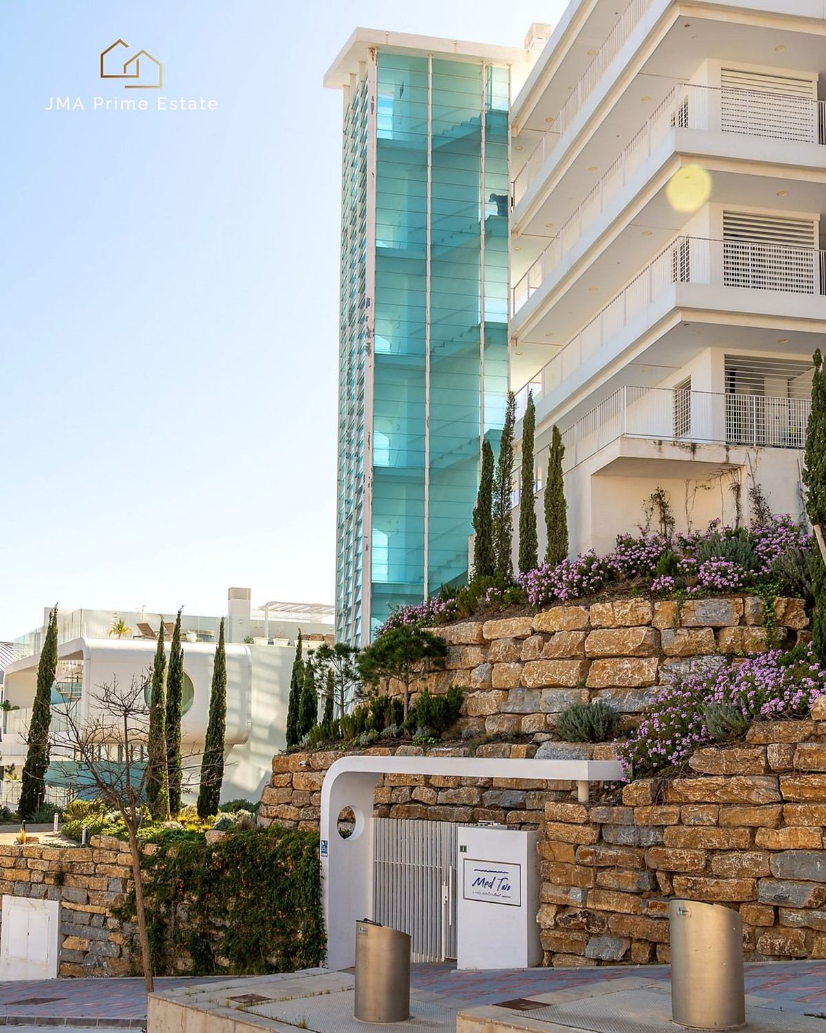 2 Bed Apartment for sale in Fuengirola Costa Del Sol, Málaga, Spain