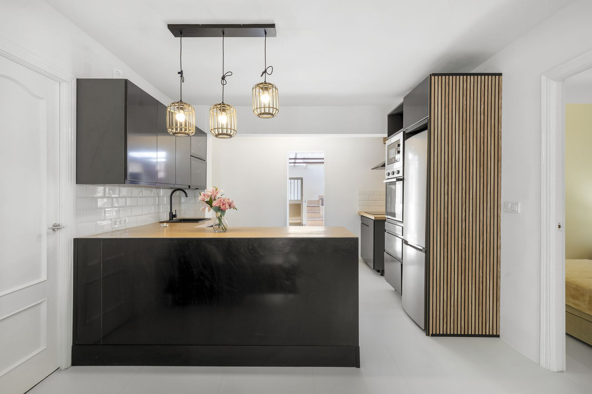 3 Bed Apartment for sale in Los Boliches Costa Del Sol, Málaga, Spain