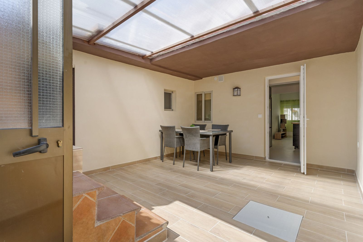 3 Bed Apartment for sale in Los Boliches Costa Del Sol, Málaga, Spain
