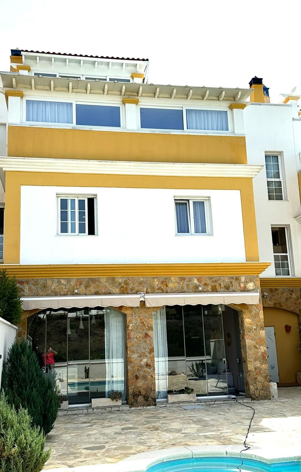 4 Bed Townhouse for sale in Calahonda Costa Del Sol, Málaga, Spain