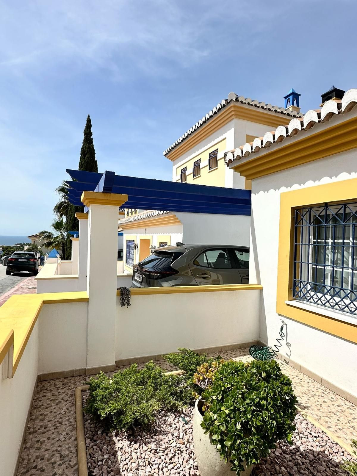 4 Bed Townhouse for sale in Calahonda Costa Del Sol, Málaga, Spain