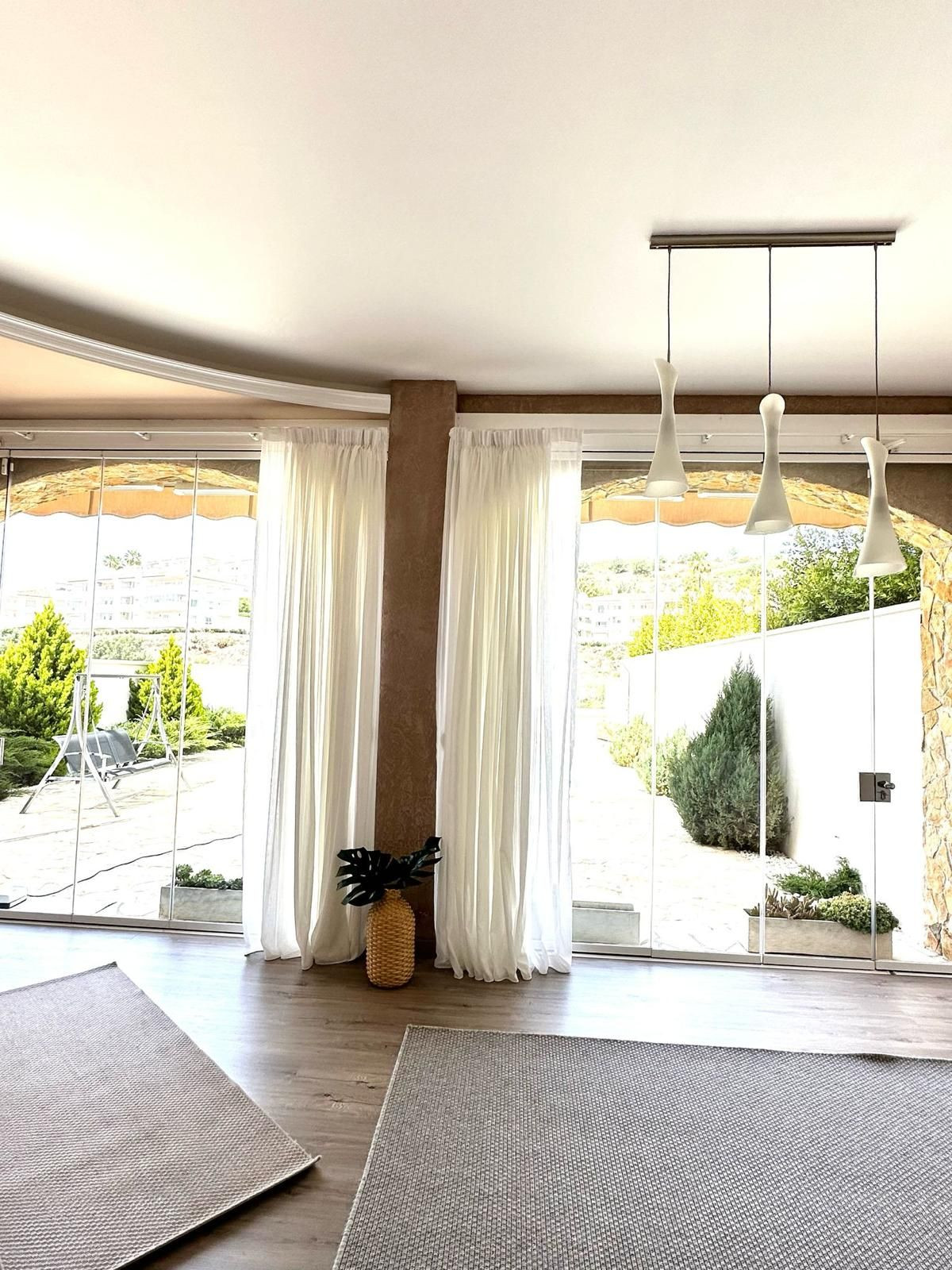 4 Bed Townhouse for sale in Calahonda Costa Del Sol, Málaga, Spain
