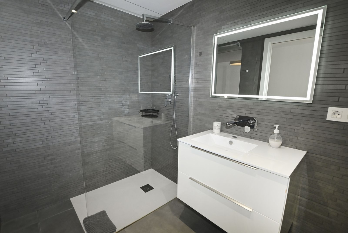 3 Bed Apartment for sale in Calpe Costa Blanca, Alicante, Spain