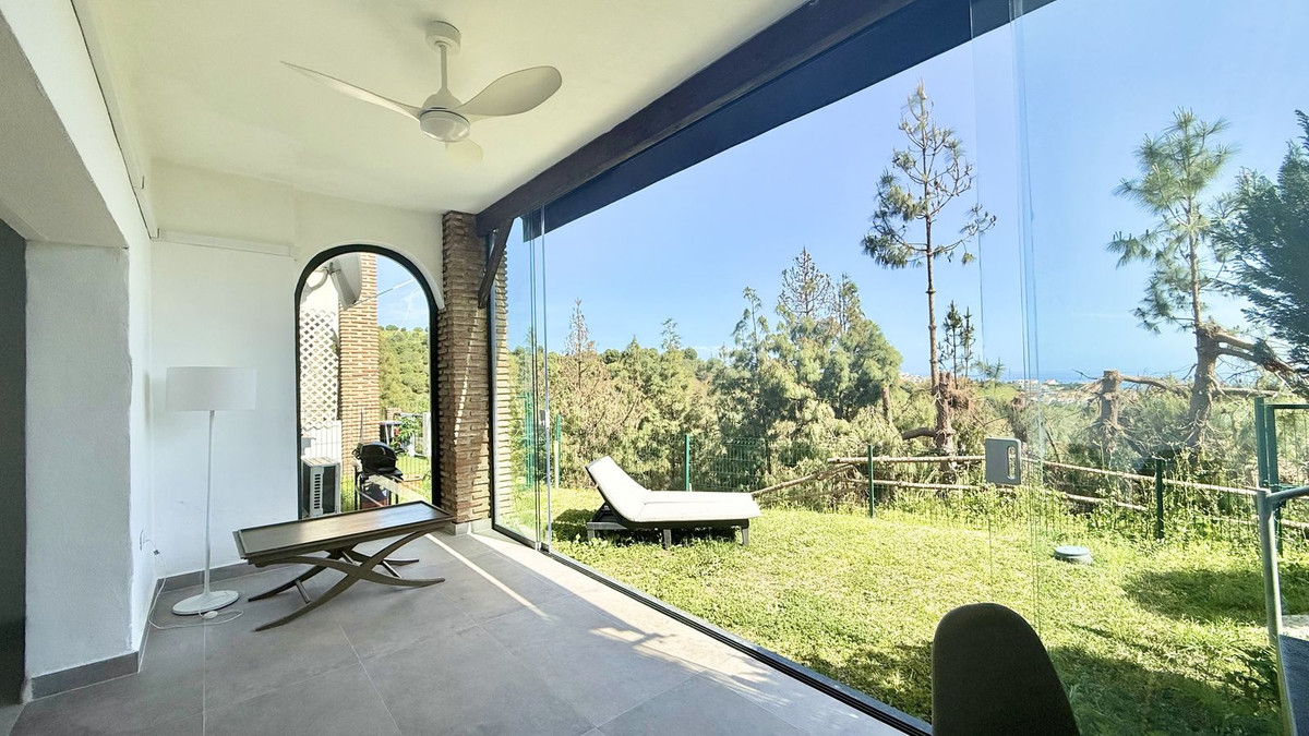 3 Bed Apartment for sale in Calahonda Costa Del Sol, Málaga, Spain