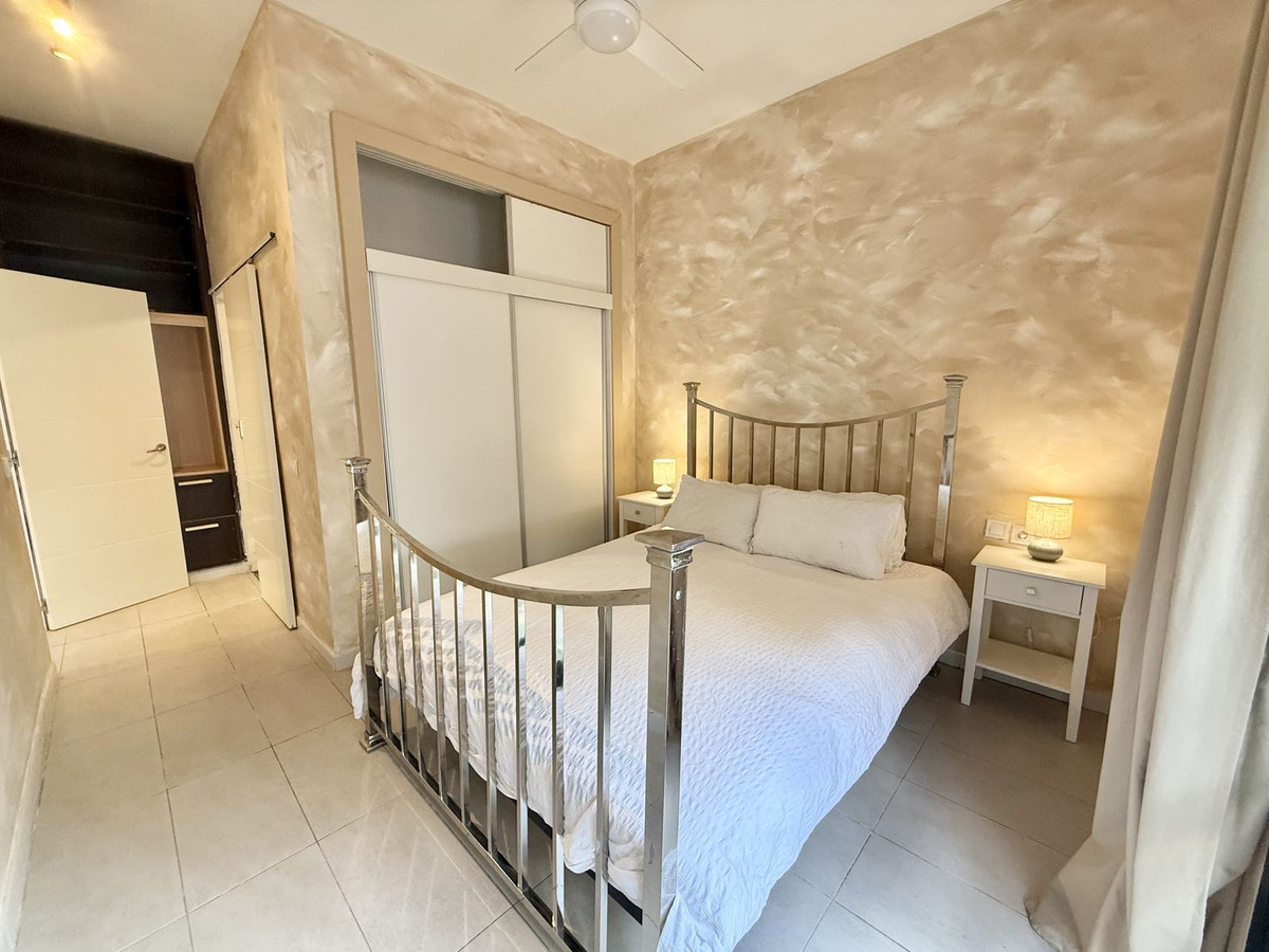 3 Bed Apartment for sale in Calahonda Costa Del Sol, Málaga, Spain