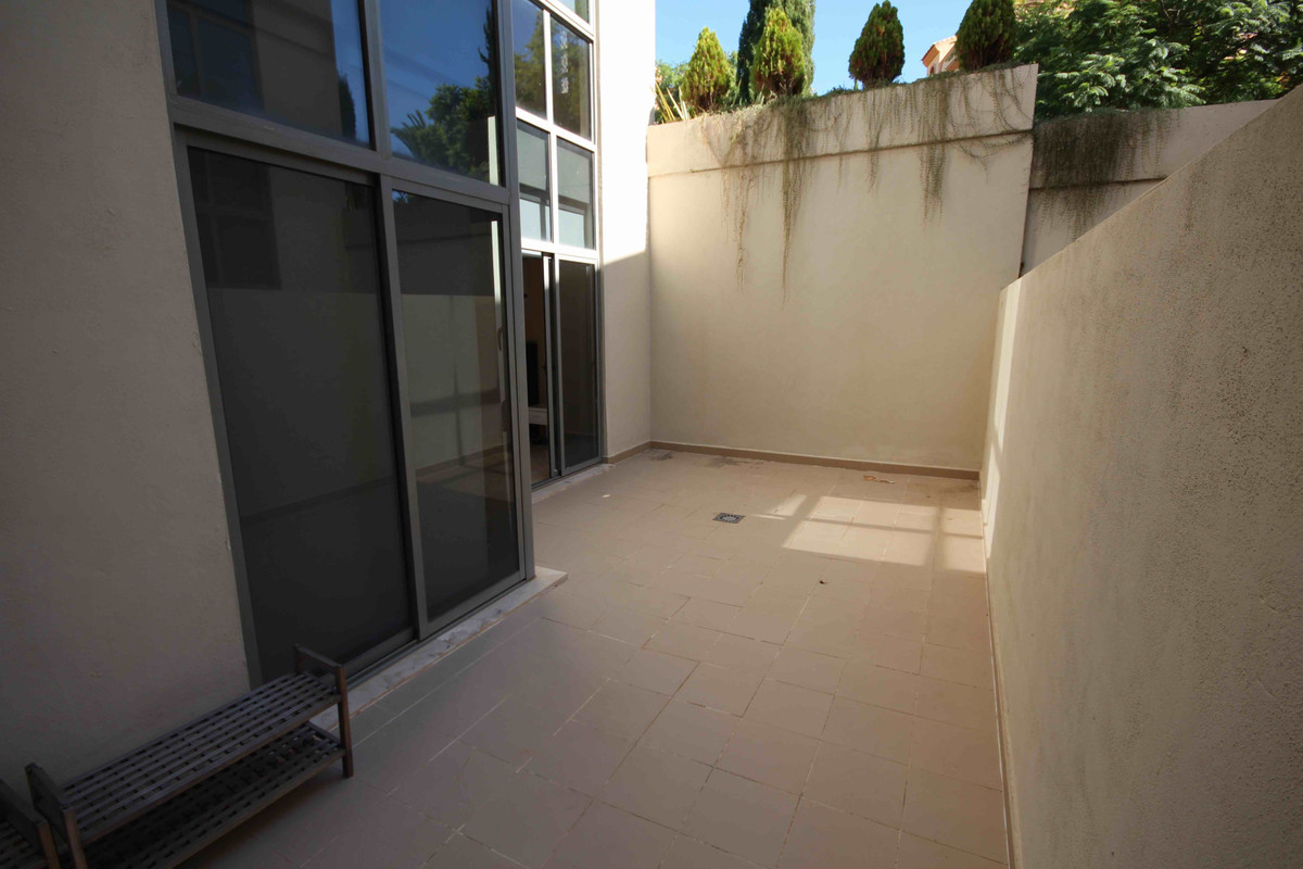 2 Bed Apartment for sale in Los Flamingos Costa Del Sol, Málaga, Spain