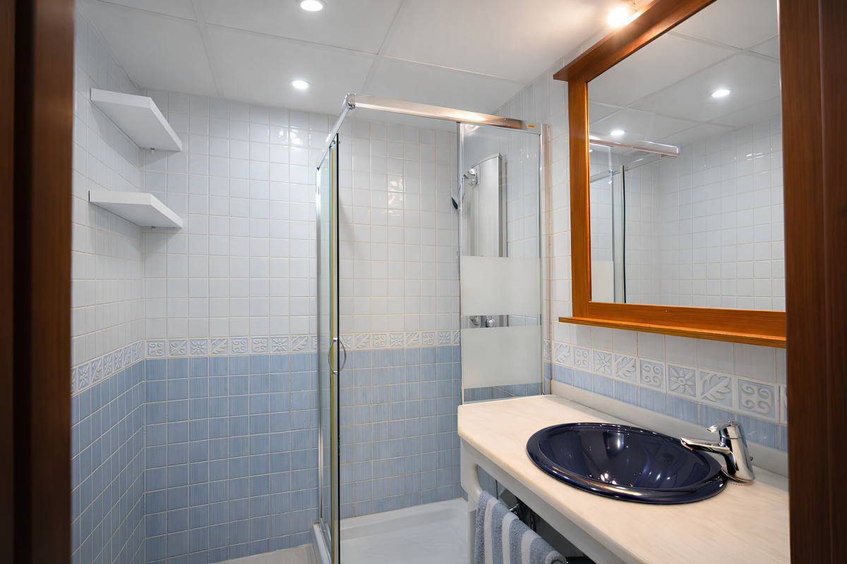 Se vende Apartamento en Planta Última de 1 dormitorios en Costa Del Sol, Málaga, España