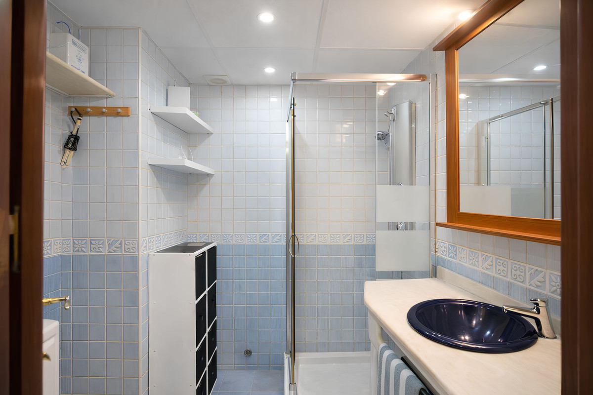 Se vende Apartamento en Planta Última de 1 dormitorios en Costa Del Sol, Málaga, España