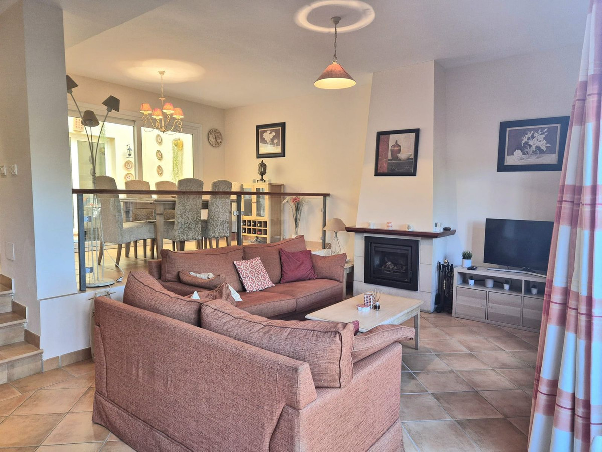 3 Bed Townhouse for sale in Alhaurin Golf Costa Del Sol, Málaga, Spain