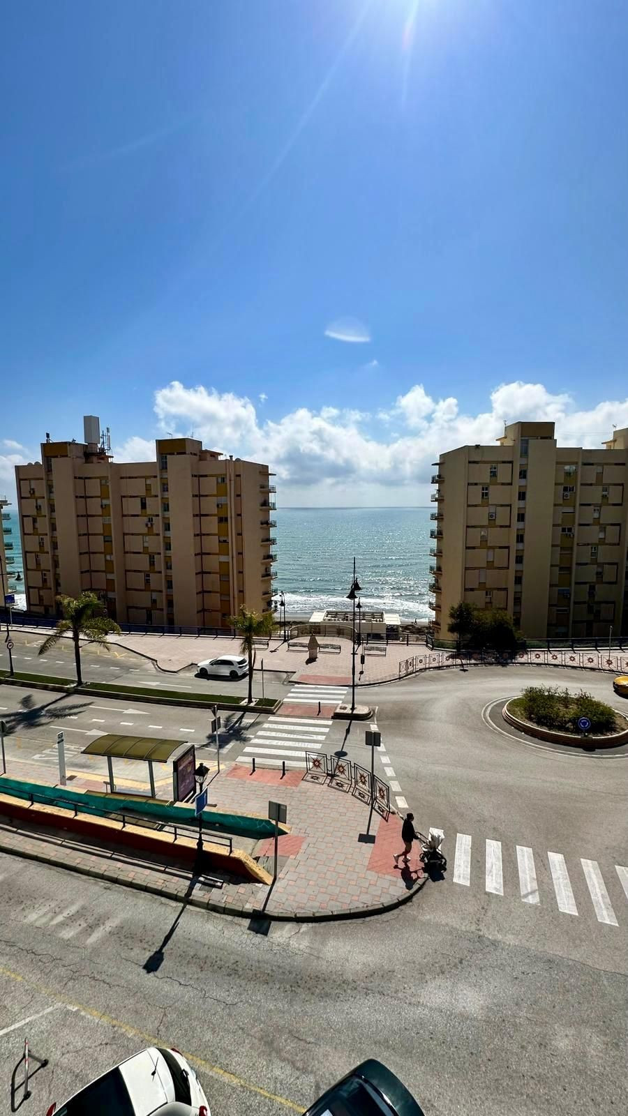 3 Bed Apartment for sale in Fuengirola Costa Del Sol, Málaga, Spain