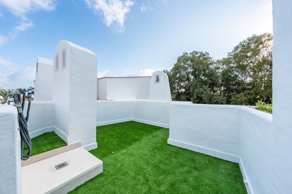 Se vende Ático de 2 dormitorios en Costa Del Sol, Málaga, España