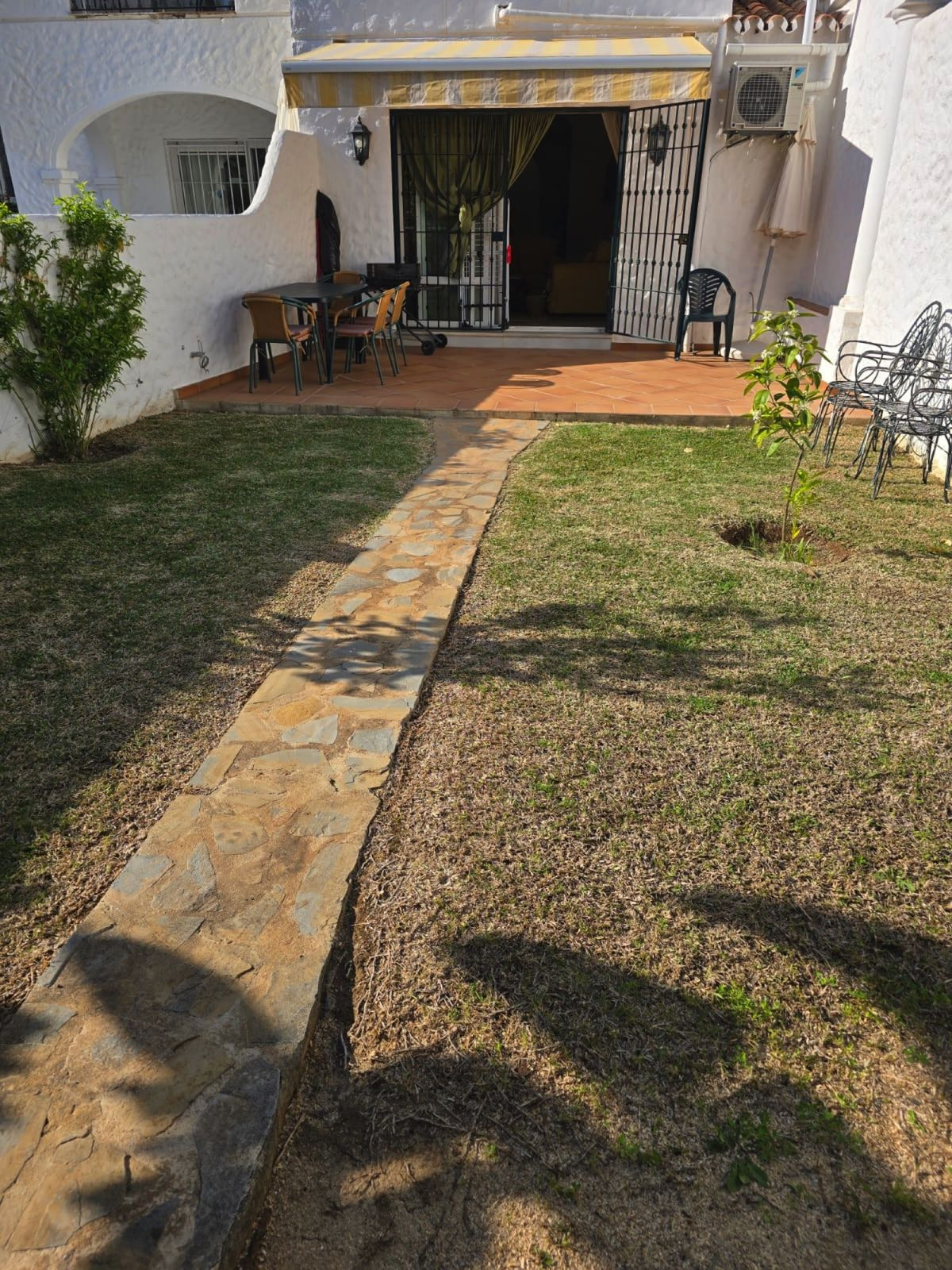 1 Bed Apartment for sale in El Paraiso Costa Del Sol, Málaga, Spain