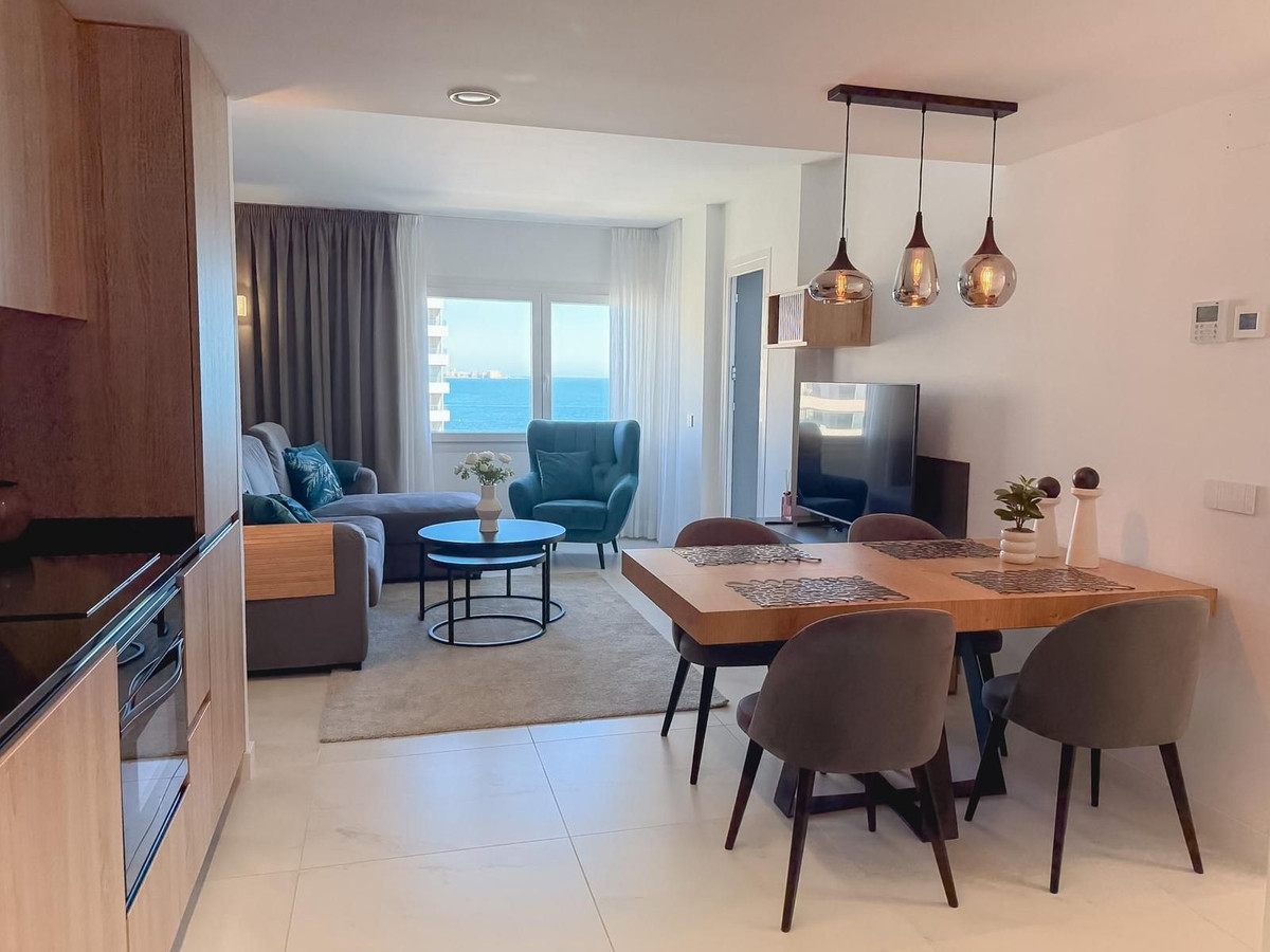 Se vende Apartamento Planta Media de 2 dormitorios en Costa Blanca, Alicante, España