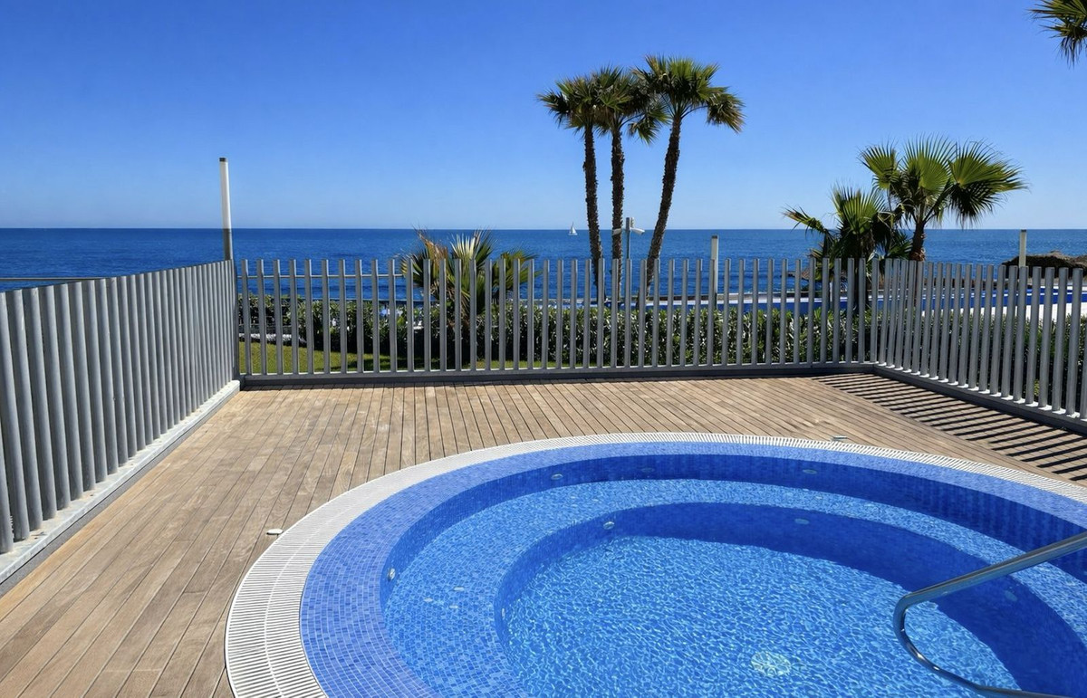 Se vende Apartamento Planta Media de 2 dormitorios en Costa Blanca, Alicante, España