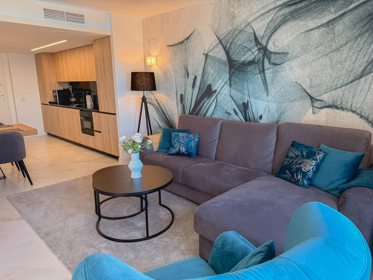 Se vende Apartamento Planta Media de 2 dormitorios en Costa Blanca, Alicante, España