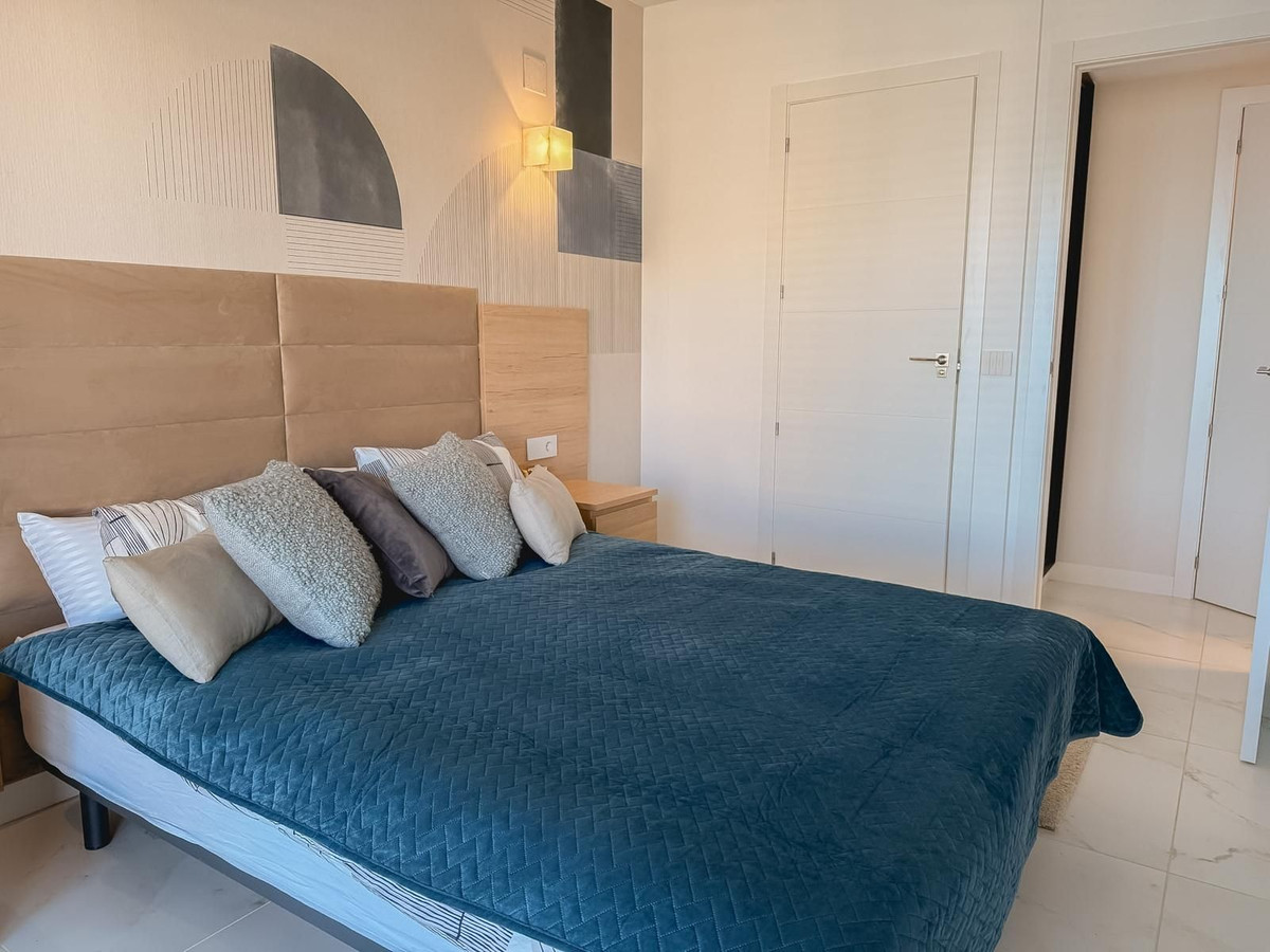Se vende Apartamento Planta Media de 2 dormitorios en Costa Blanca, Alicante, España