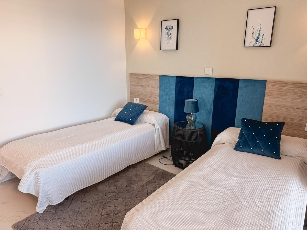 Se vende Apartamento Planta Media de 2 dormitorios en Costa Blanca, Alicante, España