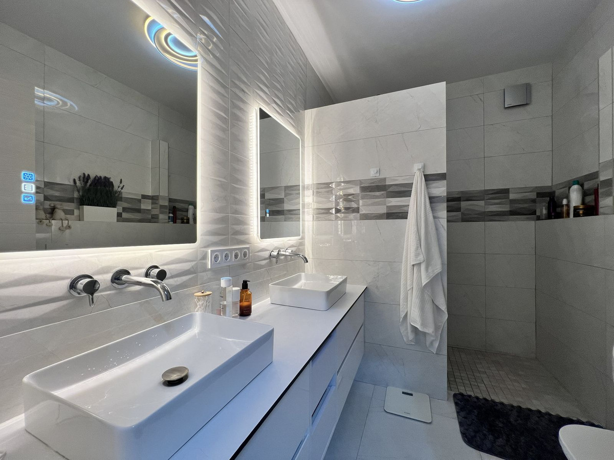 3 Bed Townhouse for sale in Atalaya Costa Del Sol, Málaga, Spain