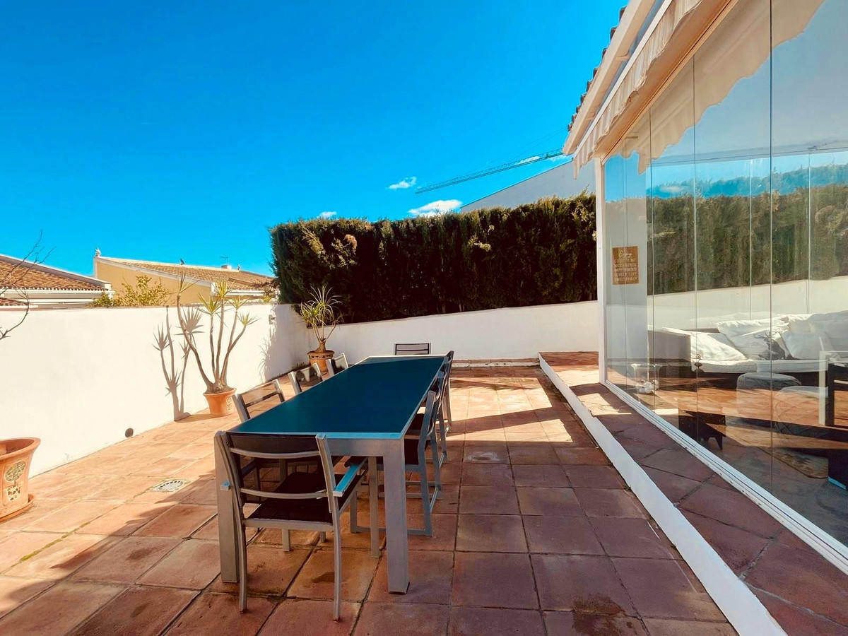 4 Bed Townhouse for sale in La Duquesa Costa Del Sol, Málaga, Spain