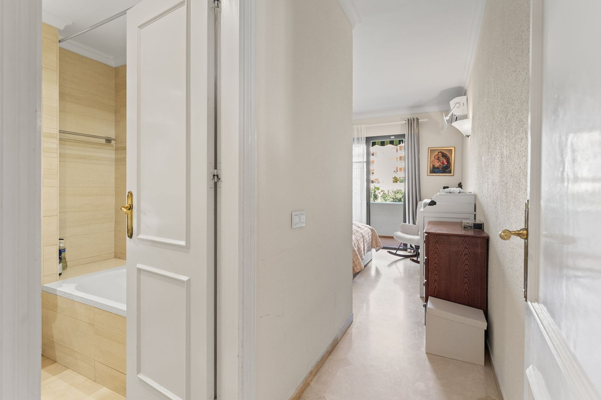 2 Bed Apartment for sale in Riviera Del Sol Costa Del Sol, Málaga, Spain
