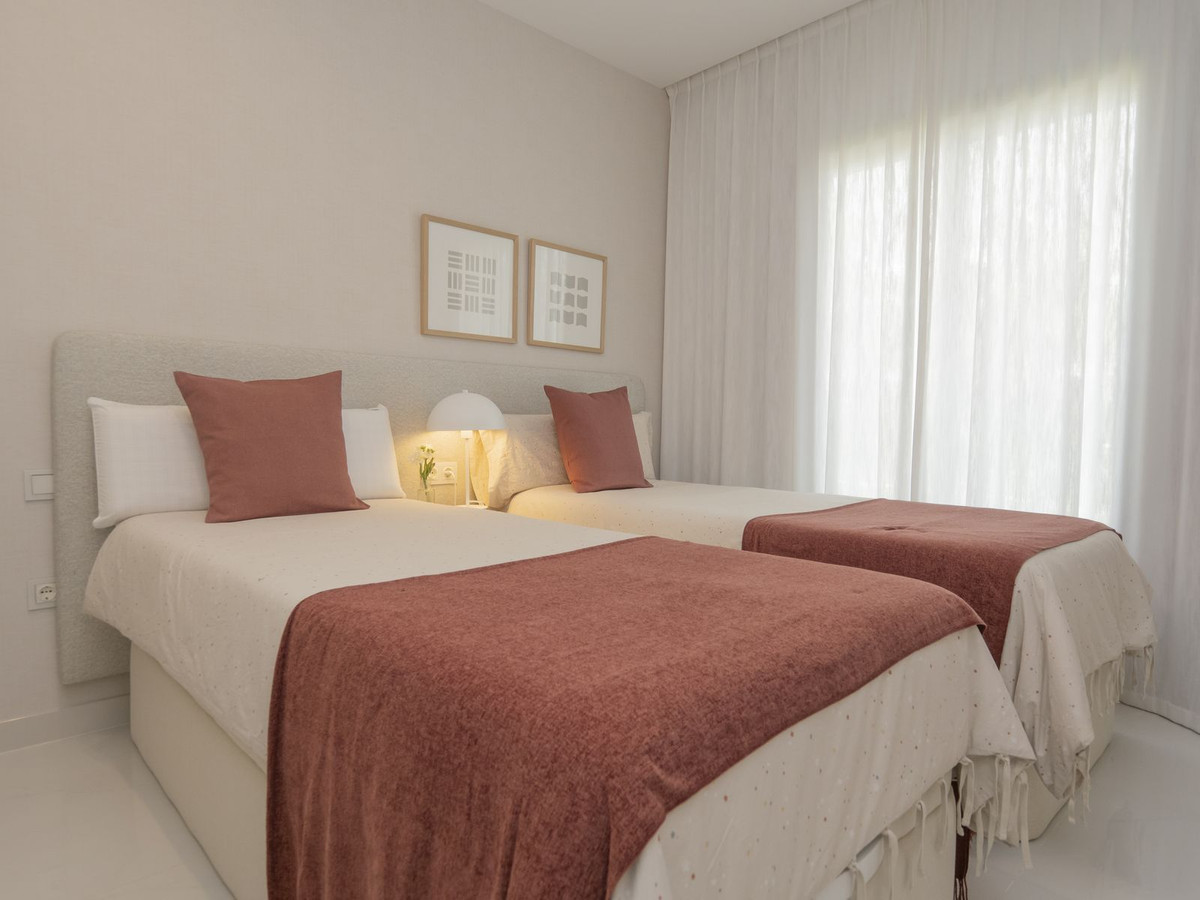 3 Bed Apartment for sale in Atalaya Costa Del Sol, Málaga, Spain