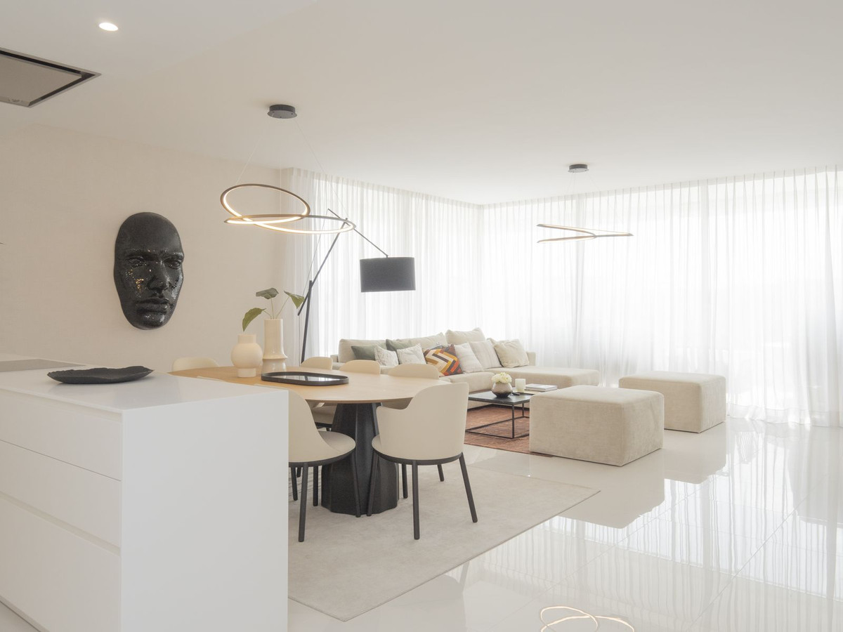3 Bed Apartment for sale in Atalaya Costa Del Sol, Málaga, Spain