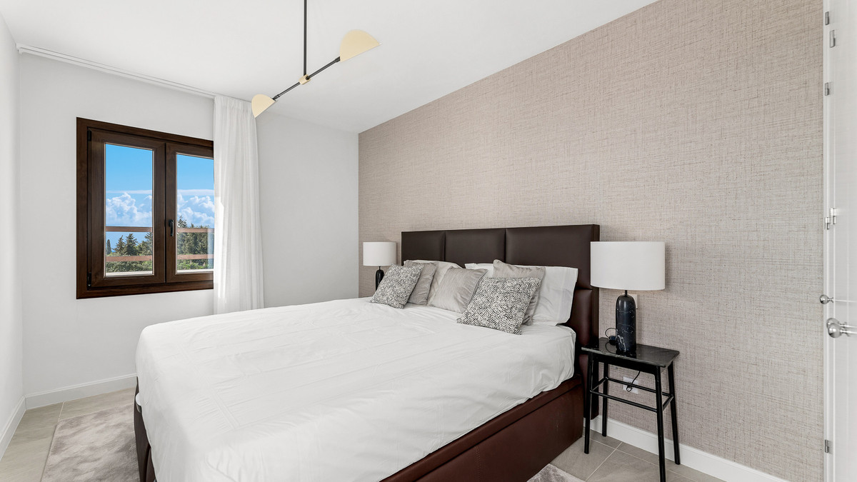 5 Bed Townhouse for sale in Estepona Costa Del Sol, Málaga, Spain