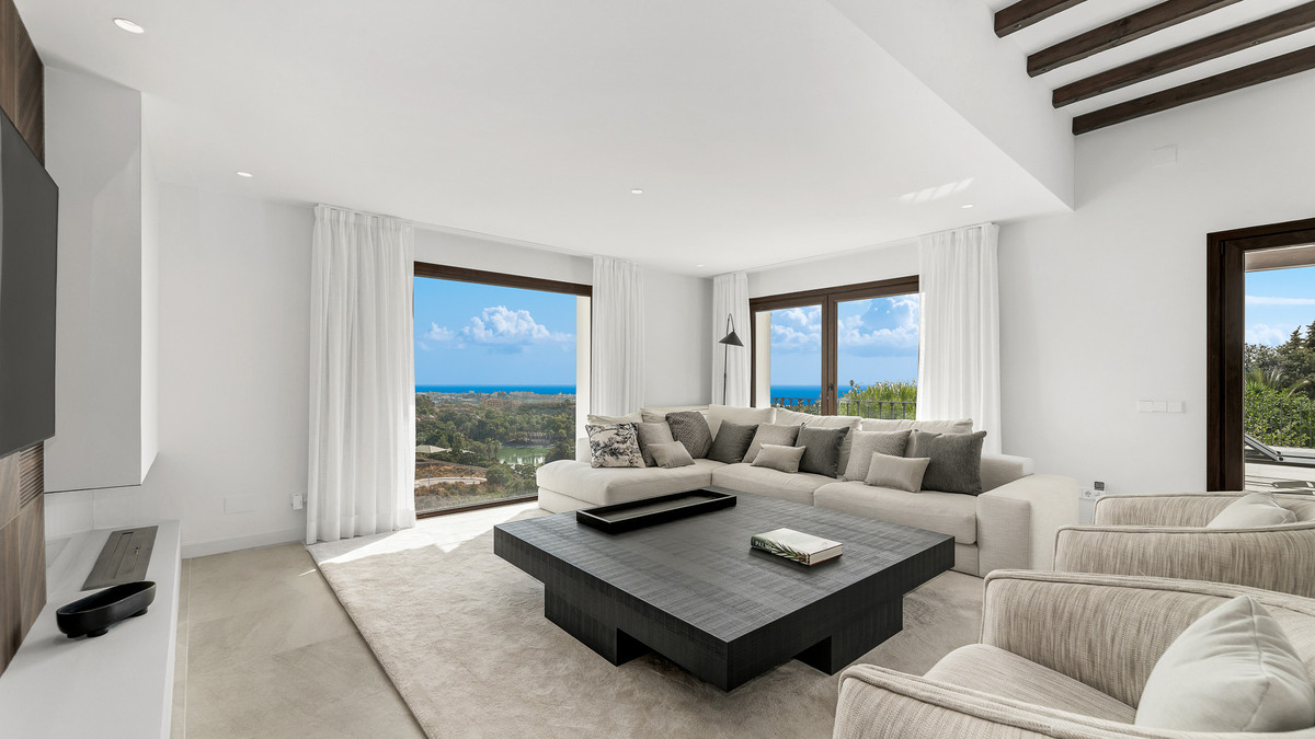 5 Bed Townhouse for sale in Estepona Costa Del Sol, Málaga, Spain