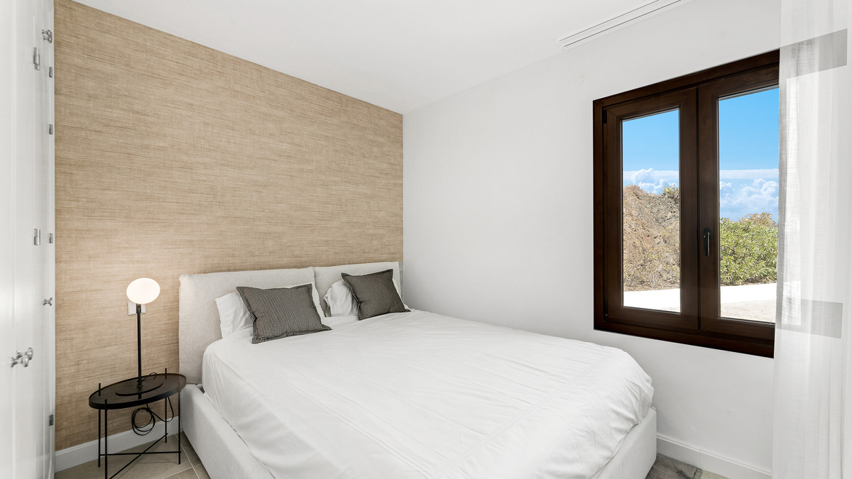 5 Bed Townhouse for sale in Estepona Costa Del Sol, Málaga, Spain