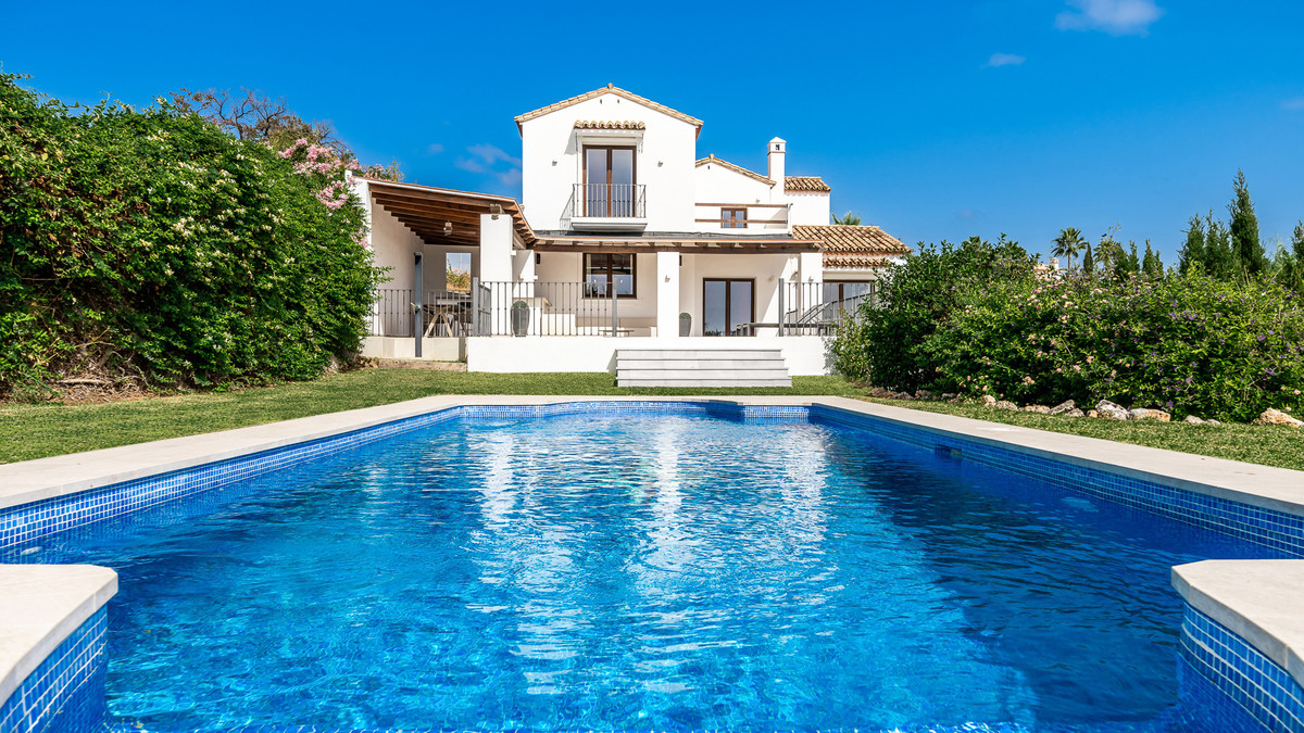 5 Bed Townhouse for sale in Estepona Costa Del Sol, Málaga, Spain