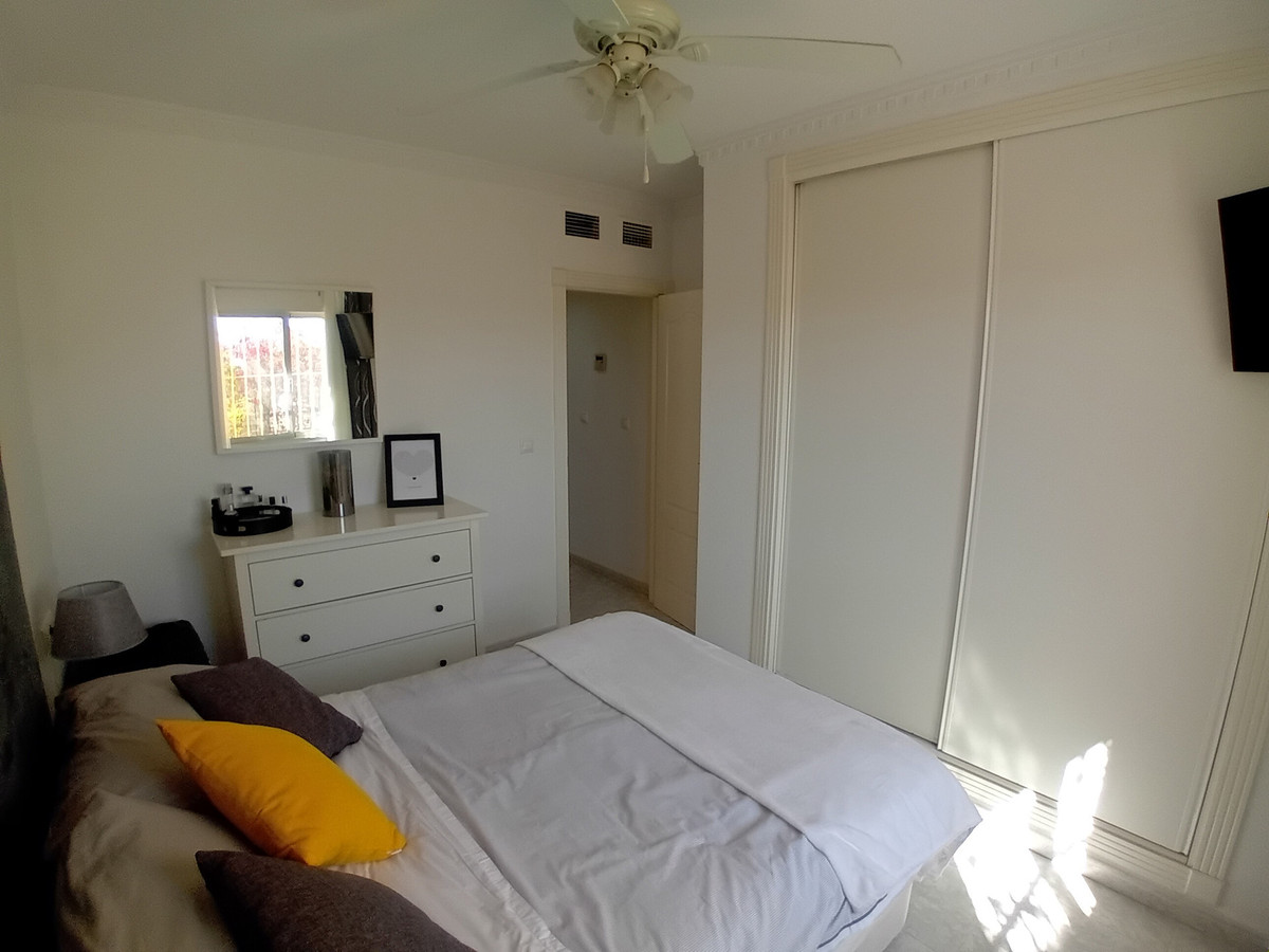 Se vende Apartamento Planta Baja de 2 dormitorios en Costa Blanca, Alicante, España