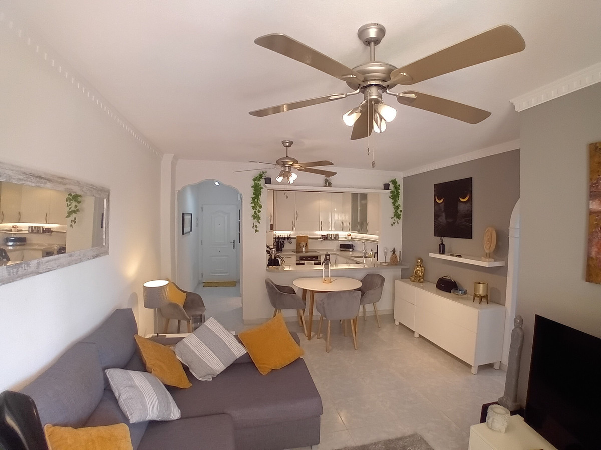 Se vende Apartamento Planta Baja de 2 dormitorios en Costa Blanca, Alicante, España