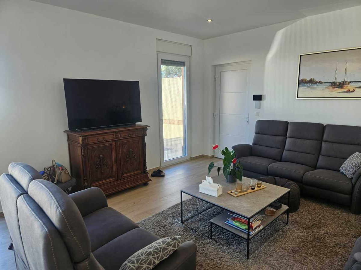 Se vende Villa - Chalet de 4 dormitorios en Costa Blanca, Alicante, España