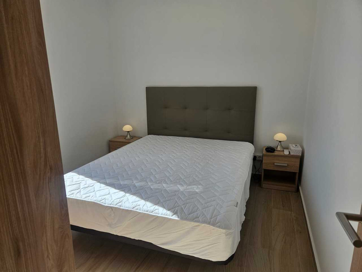 Se vende Villa - Chalet de 4 dormitorios en Costa Blanca, Alicante, España