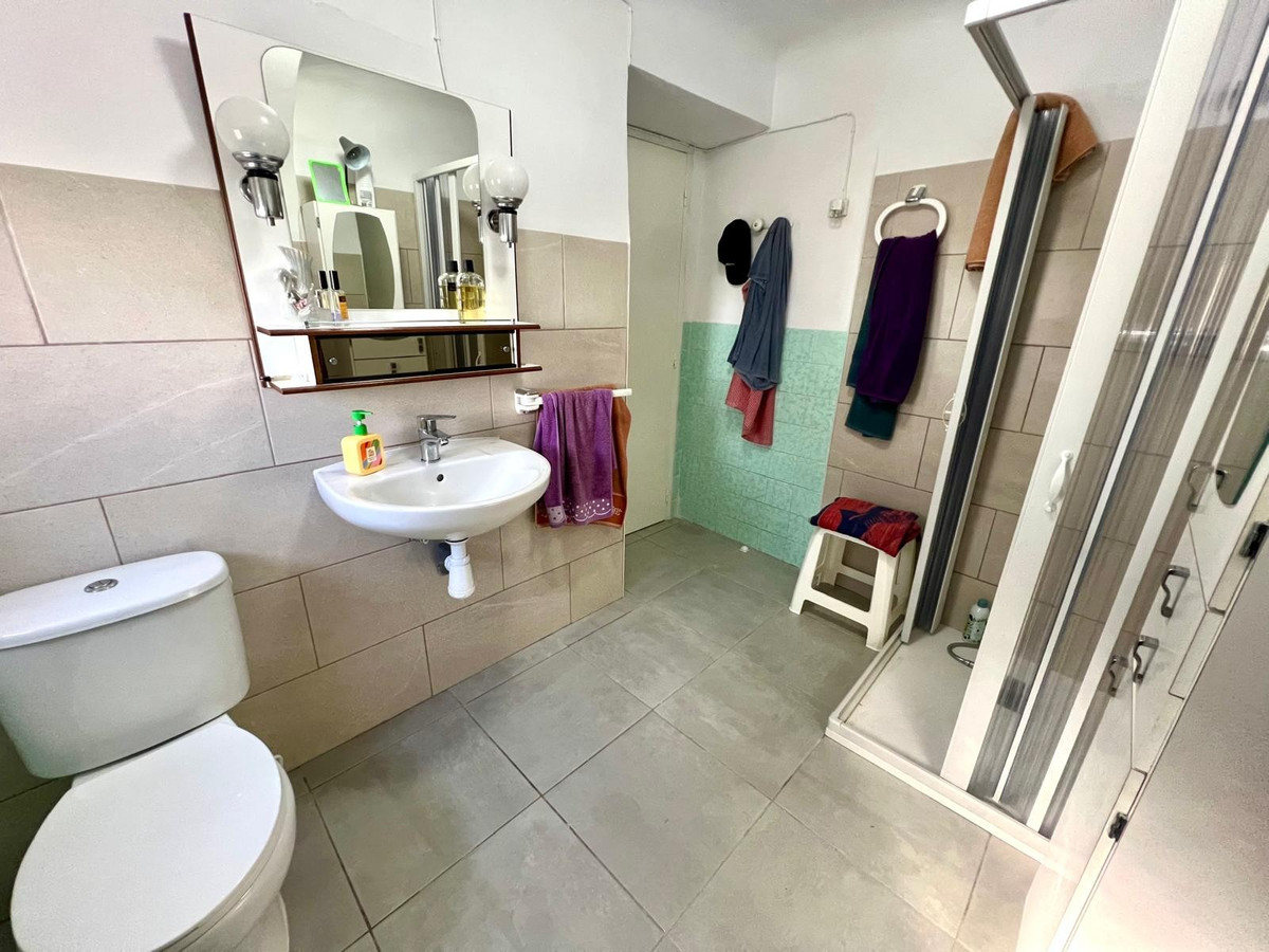 Se vende Finca - Cortijo de 6 dormitorios en Costa Blanca, Alicante, España