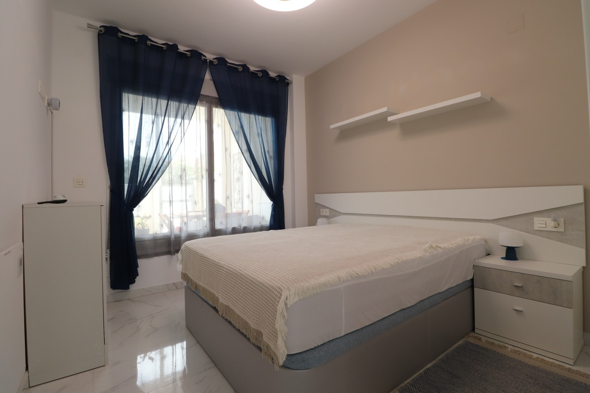 Se vende Apartamento Planta Baja de 3 dormitorios en Costa Blanca, Alicante, España
