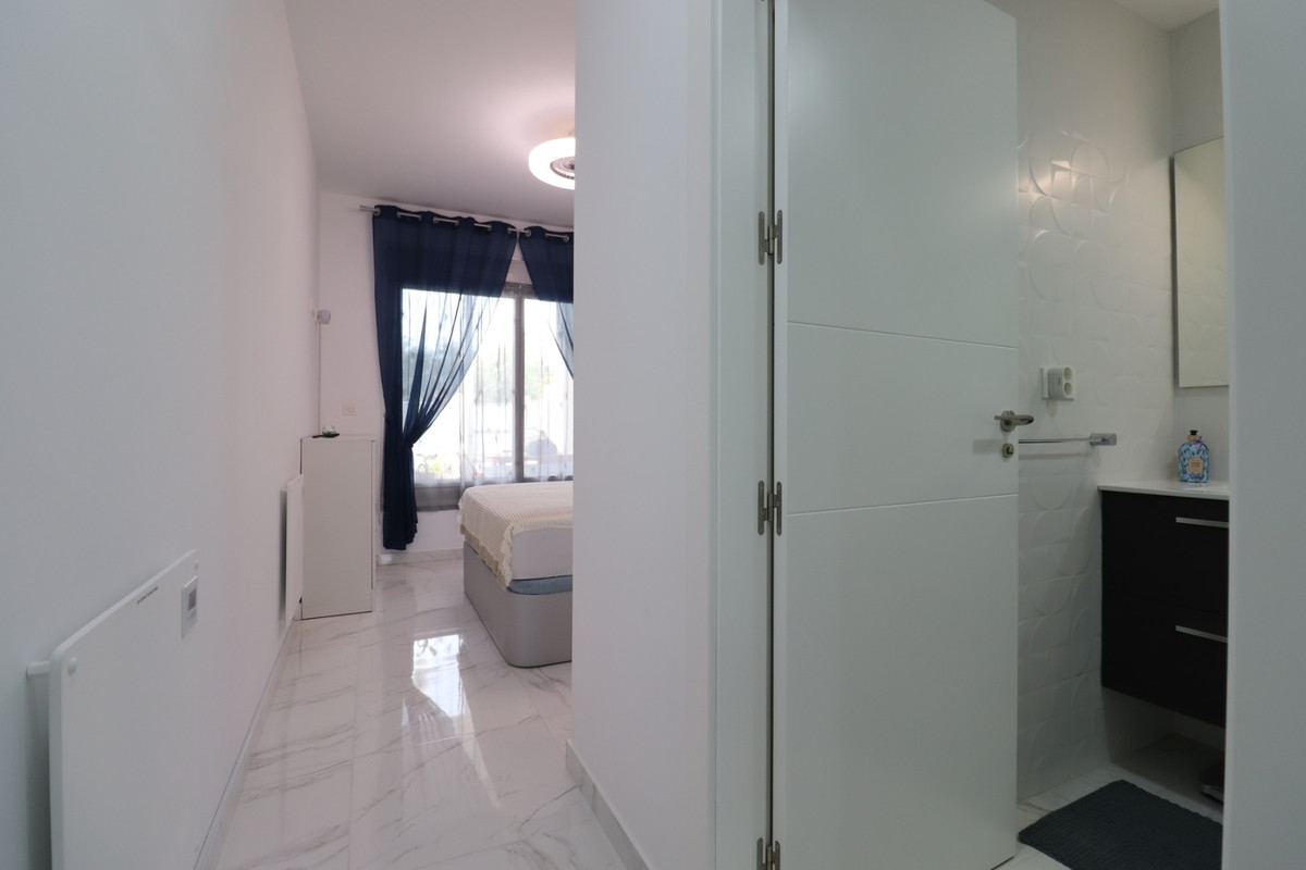Se vende Apartamento Planta Baja de 3 dormitorios en Costa Blanca, Alicante, España