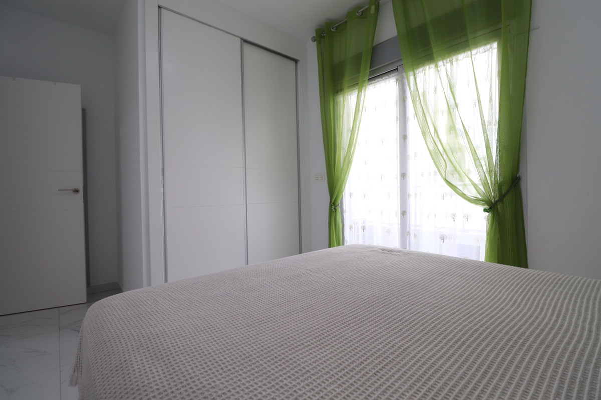 Se vende Apartamento Planta Baja de 3 dormitorios en Costa Blanca, Alicante, España