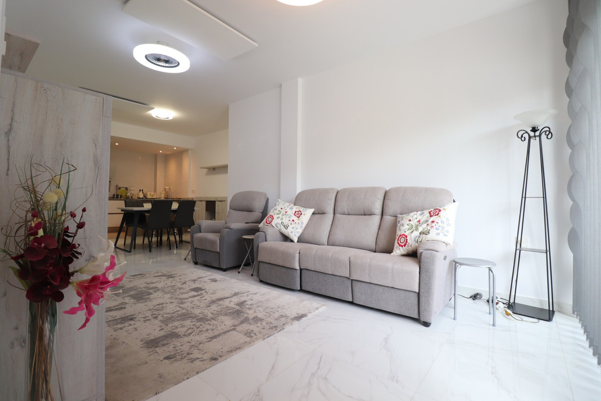 Se vende Apartamento Planta Baja de 3 dormitorios en Costa Blanca, Alicante, España