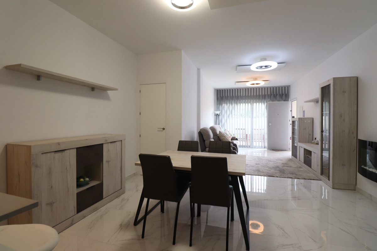 Se vende Apartamento Planta Baja de 3 dormitorios en Costa Blanca, Alicante, España